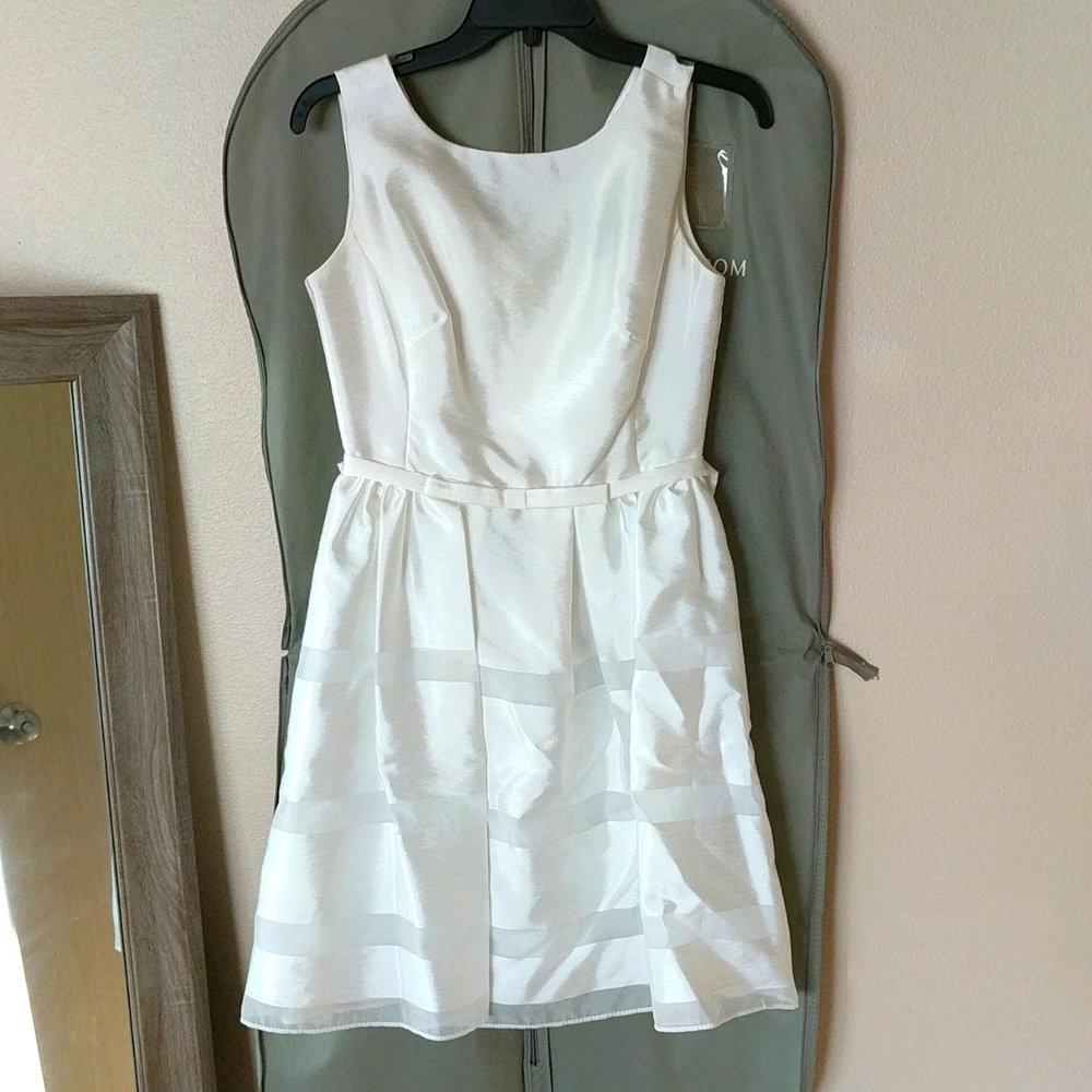 Beautiful white dress worn just once